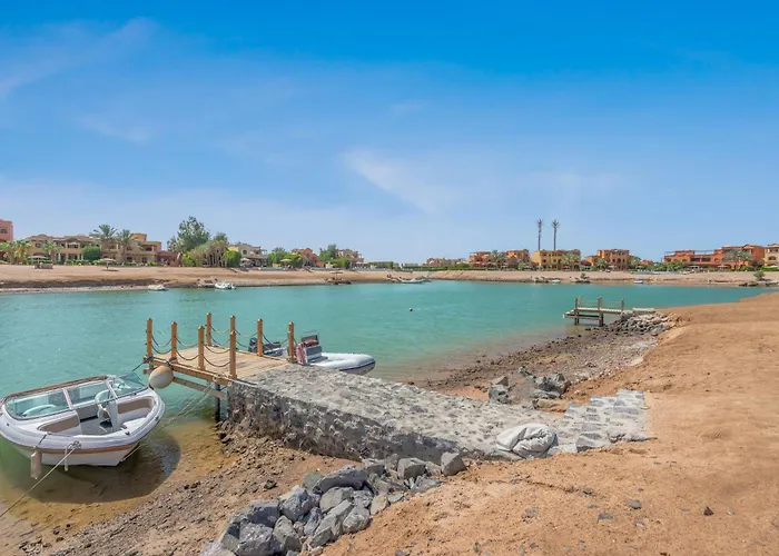 Stunning Luxurious 5 Bedroom At West Golf El Gouna *