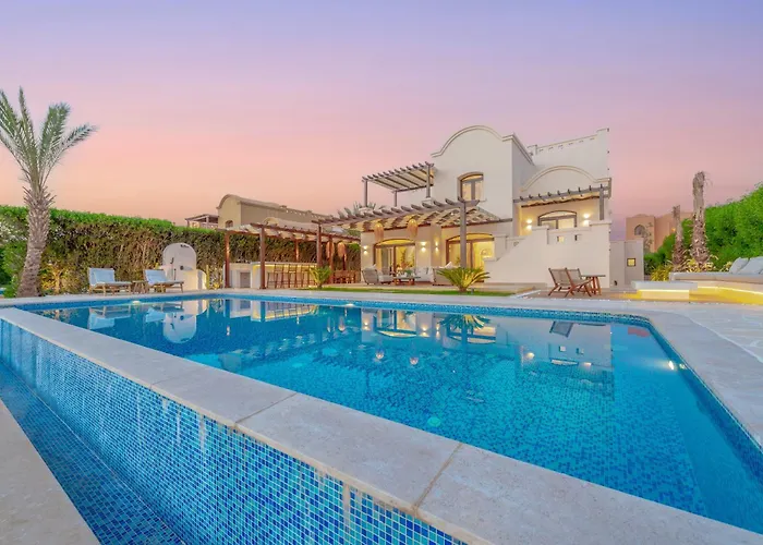 Stunning Luxurious 5 Bedroom At West Golf El Gouna Villa *