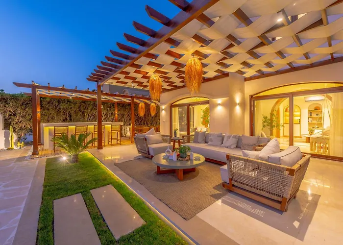 Stunning Luxurious 5 Bedroom At West Golf El Gouna Villa *