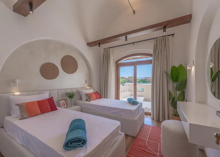 Stunning Luxurious 5 Bedroom At West Golf El Gouna *