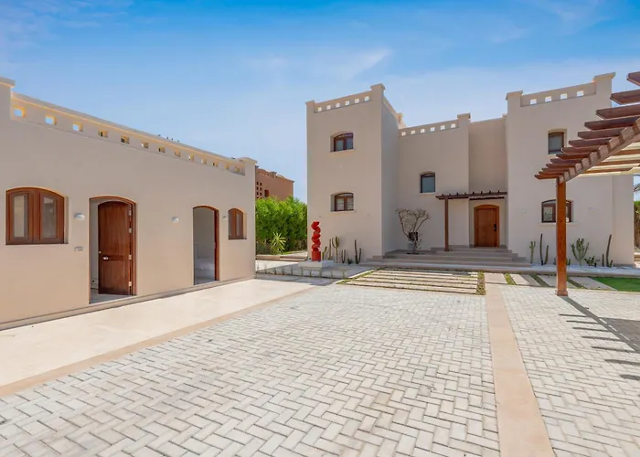 Stunning Luxurious 5 Bedroom At West Golf El Gouna