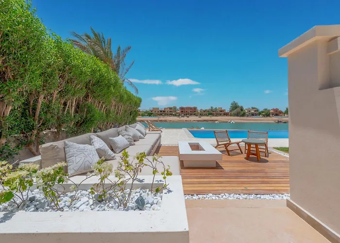 Stunning Luxurious 5 Bedroom At West Golf El Gouna Villa *